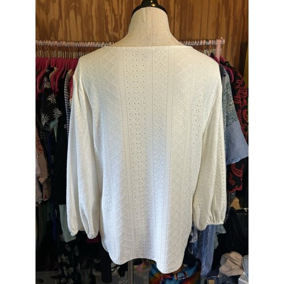 Adrianna Papell Womens Eyelet White Lined Crewneck Blouse Long Sleeve Sz XL - Picture 7 of 10